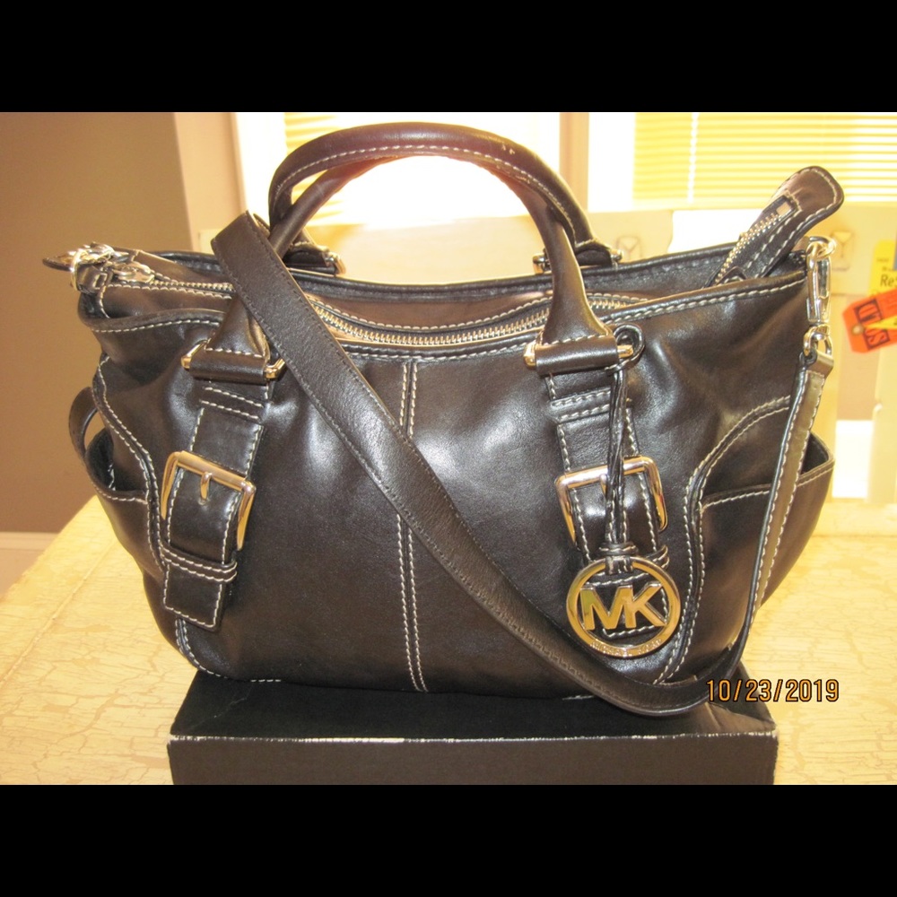Authentic Michael Kors Purse